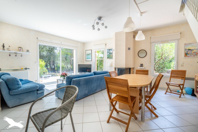 Vente Maison SOULAC SUR MER - 7 pièces -182 m² - (33780)