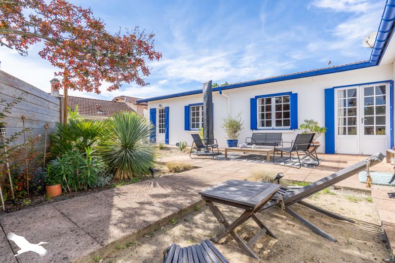 Vente Maison SOULAC SUR MER - 6 pièces -125 m² - (33780)