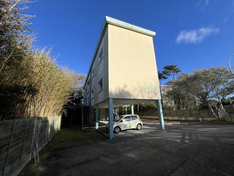 Vente Immeuble SOULAC SUR MER - -  300 m² - (33780)