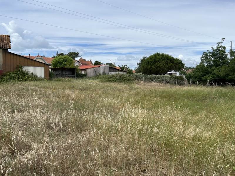 Vente Terrain SOULAC SUR MER - -962 m² - (33780)