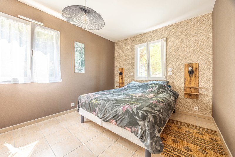 Vente Maison CLAVETTE - 5 pièces -140 m² - (17220)