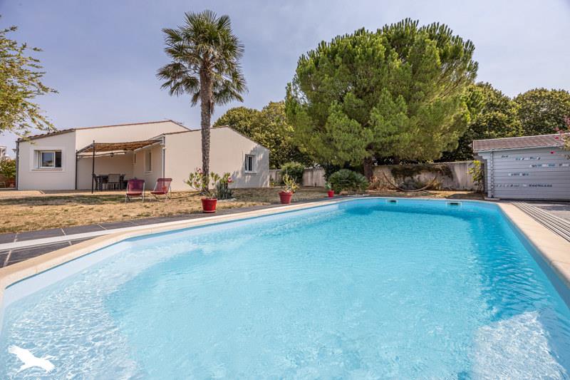 Vente Maison CLAVETTE - 5 pièces -140 m² - (17220)