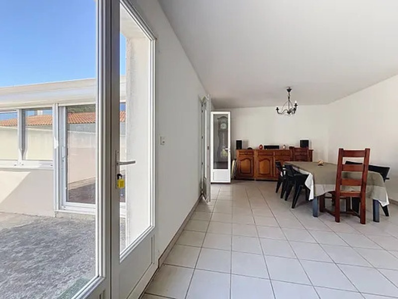 Vente Maison ST ROGATIEN - 6 pièces -110 m² - (17220)