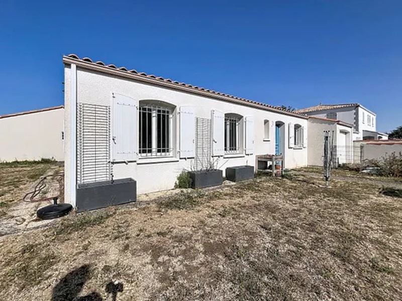 Vente Maison ST ROGATIEN - 6 pièces -110 m² - (17220)
