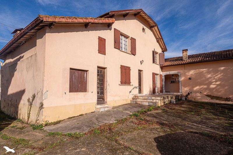 Vente Maison AUBAGNAN - 10 pièces -296 m² - (40700)