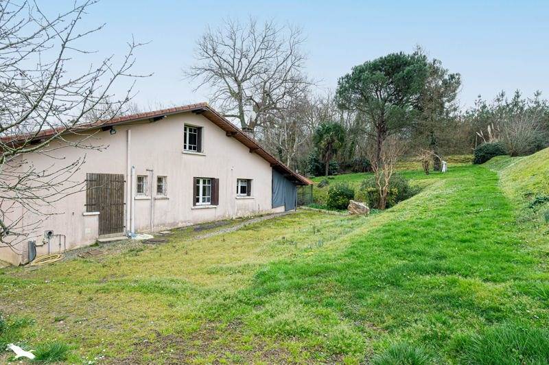 Vente Maison HORSARRIEU - 7 pièces -141 m² - (40700)