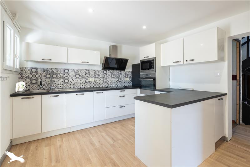 Vente Maison ST AUBIN - 7 pièces -140 m² - (40250)