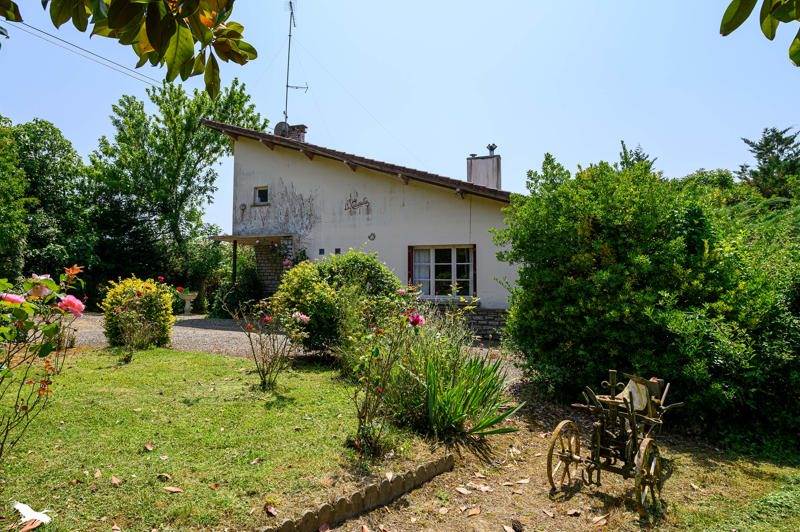 Vente Maison COUDURES - 5 pièces -116 m² - (40500)