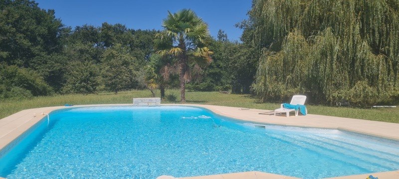 Vente Maison COUDURES - 9 pièces -287 m² - (40500)
