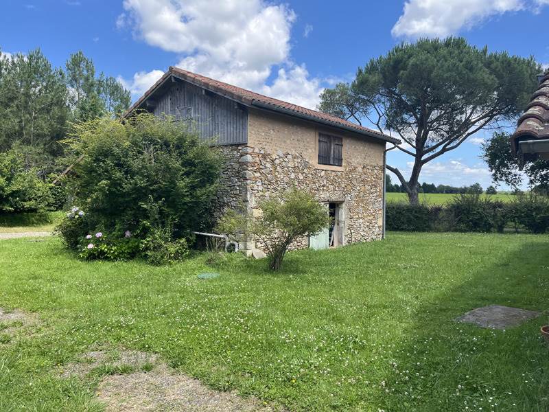 Vente Maison COUDURES - 9 pièces -287 m² - (40500)