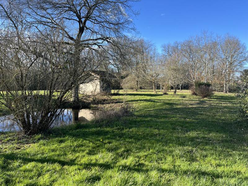 Vente Maison COUDURES - 9 pièces -287 m² - (40500)