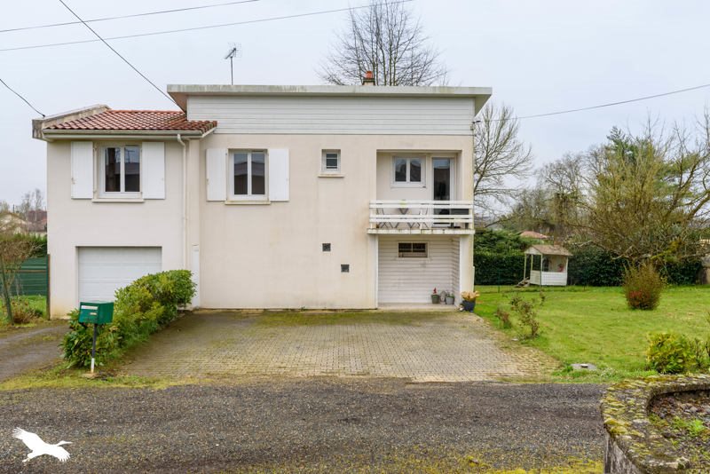 Vente Maison HAGETMAU - 6 pièces -114 m² - (40700)