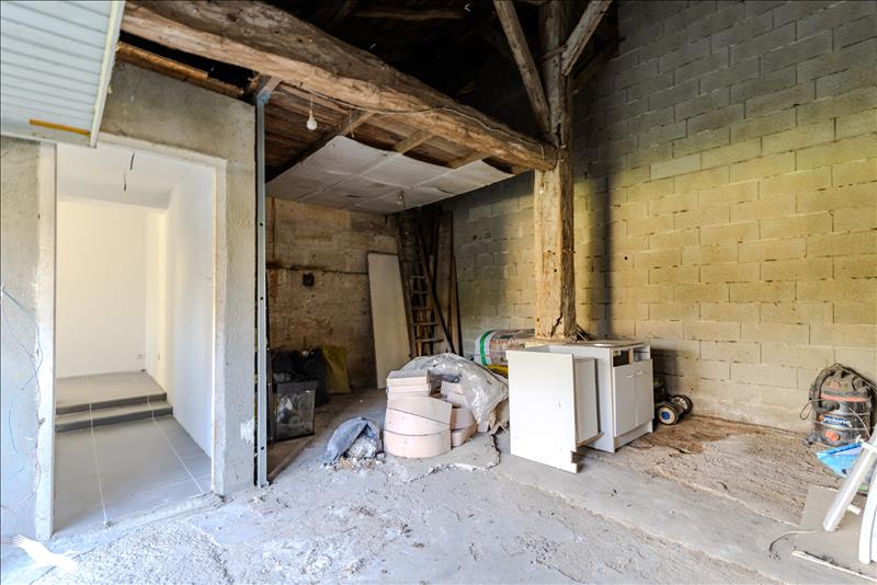 Vente Maison COUTRAS - 2 pièces -39 m² - (33230)