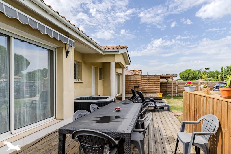 Vente Maison COUTRAS - 5 pièces -105 m² - (33230)