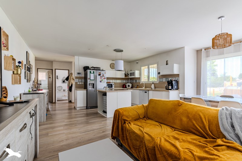 Vente Maison COUTRAS - 5 pièces -105 m² - (33230)