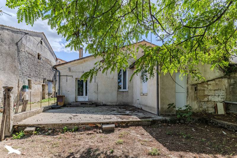 Vente Maison ABZAC - 11 pièces -296 m² - (33230)