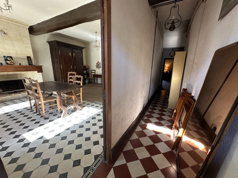 Vente Maison COUTRAS - 6 pièces -139 m² - (33230)