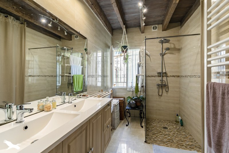 Vente Maison ST MARTIN DE LAYE - 6 pièces -166 m² - (33910)