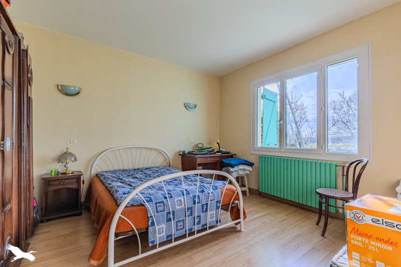 Vente Maison CHAMADELLE - 9 pièces -268 m² - (33230)