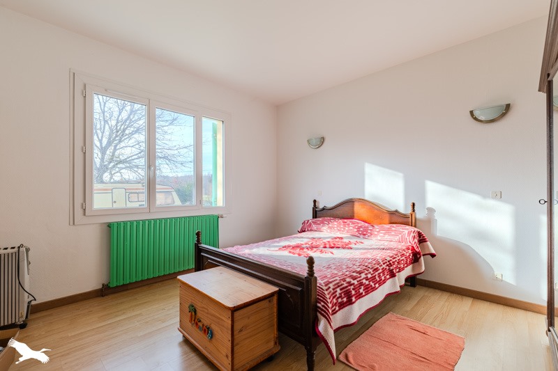 Vente Maison CHAMADELLE - 9 pièces -268 m² - (33230)