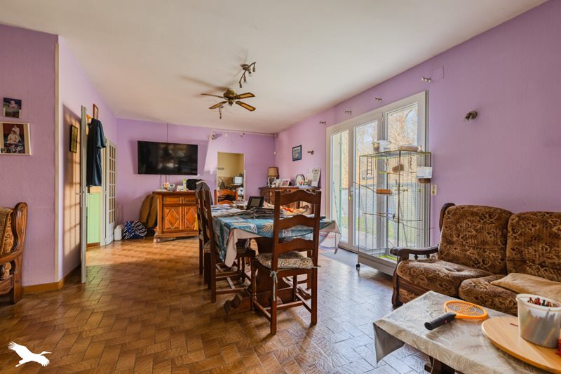 Vente Maison CHAMADELLE - 9 pièces -268 m² - (33230)