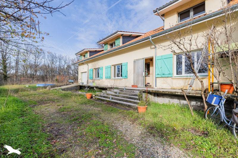Vente Maison CHAMADELLE - 9 pièces -268 m² - (33230)