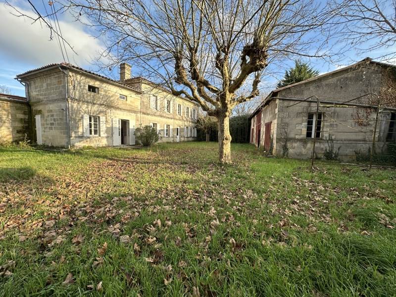Vente Maison LES PEINTURES - 8 pièces -159 m² - (33230)