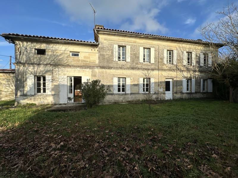 Vente Maison LES PEINTURES - 8 pièces -159 m² - (33230)
