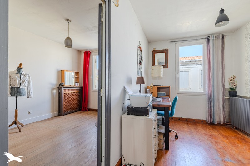 Vente Maison GUITRES - 6 pièces -132 m² - (33230)