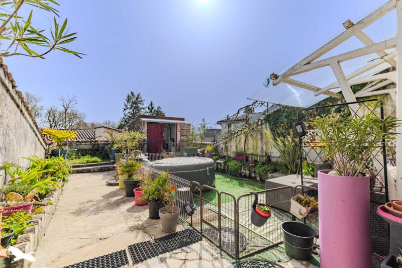 Vente Maison GUITRES - 6 pièces -132 m² - (33230)