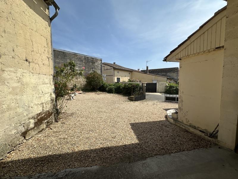 Vente Maison ABZAC - 5 pièces -127 m² - (33230)