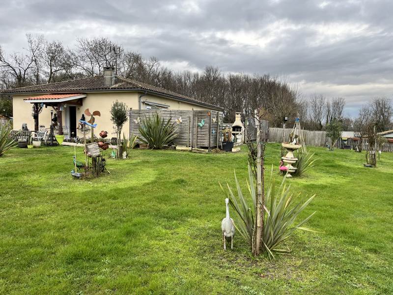 Vente Maison COUTRAS - 4 pièces -106 m² - (33230)