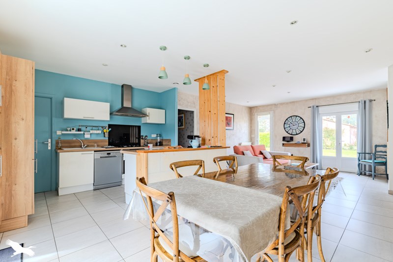 Vente Maison COUTRAS - 5 pièces -110 m² - (33230)