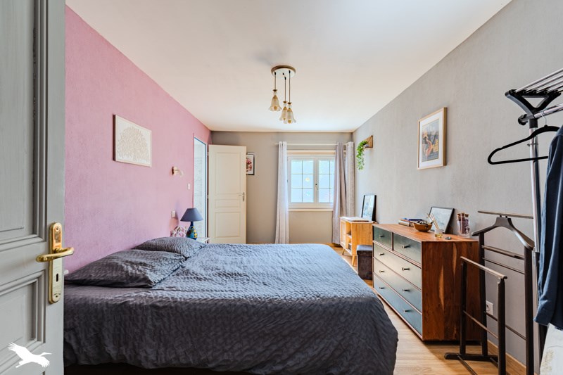 Vente Maison BAYAS - 7 pièces -198 m² - (33230)