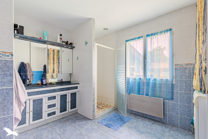 Vente Maison GUITRES - 7 pièces -175 m² - (33230)