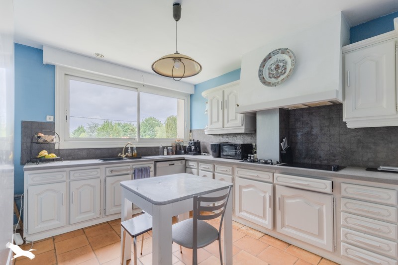 Vente Maison LES PEINTURES - 8 pièces -210 m² - (33230)