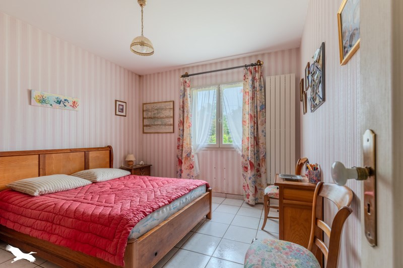 Vente Maison COUTRAS - 7 pièces -142 m² - (33230)