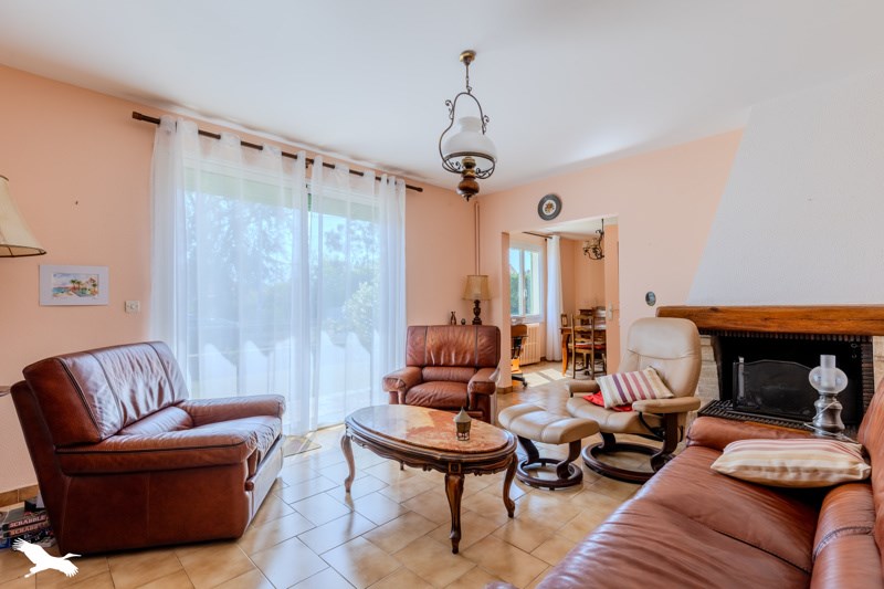 Vente Maison COUTRAS - 6 pièces -90 m² - (33230)