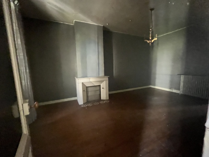 Vente Maison COUTRAS - 8 pièces -216 m² - (33230)