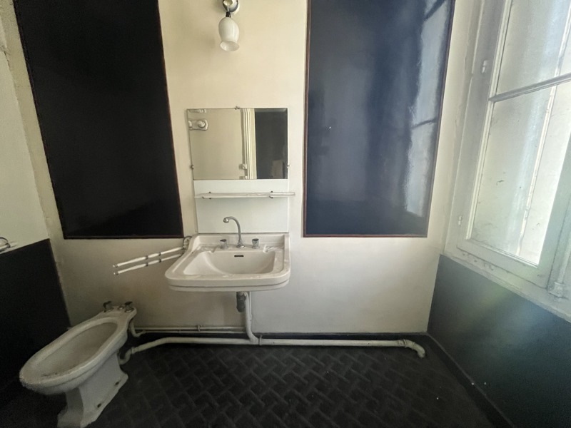 Vente Maison COUTRAS - 8 pièces -216 m² - (33230)
