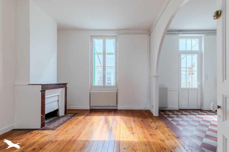 Vente Maison COUTRAS - 7 pièces -140 m² - (33230)
