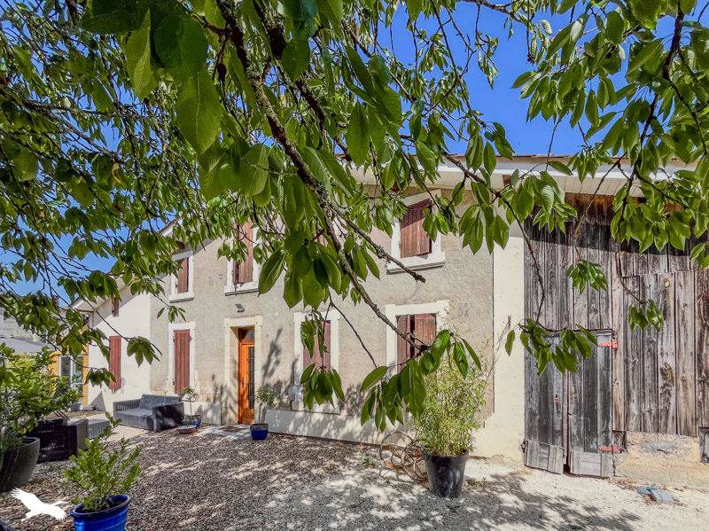 Vente Maison COUTRAS - 5 pièces -86 m² - (33230)