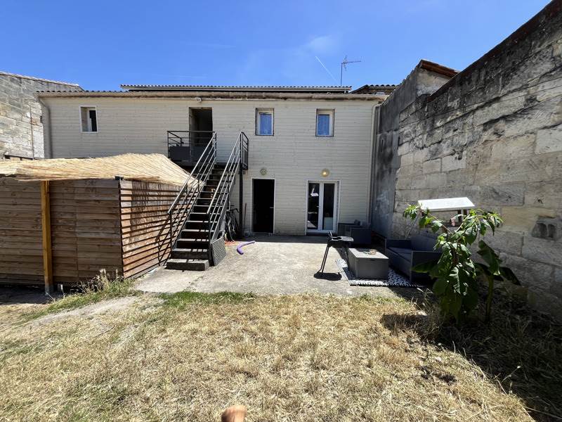 Vente Immeuble Coutras - -  340 m² - (33230)
