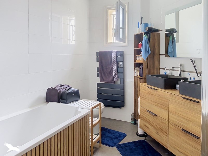 Vente Maison LAGORCE - 5 pièces -166 m² - (33230)