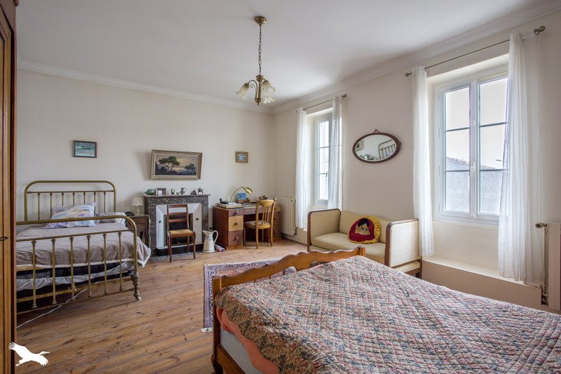 Vente Maison ANDILLY - 7 pièces -188 m² - (17230)