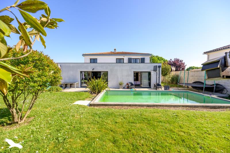 Vente Maison NIEUL SUR MER 17137 7 pièces - 220 m²