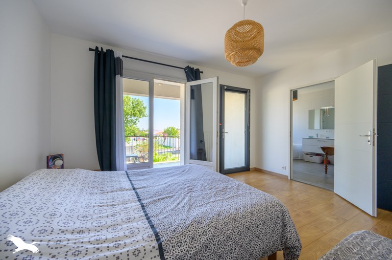 Vente Maison Nieul-sur-Mer - 7 pièces -220 m² - (17137)