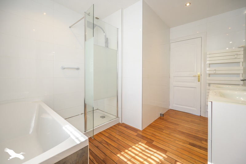 Vente Maison NIEUL SUR MER - 7 pièces -190 m² - (17137)