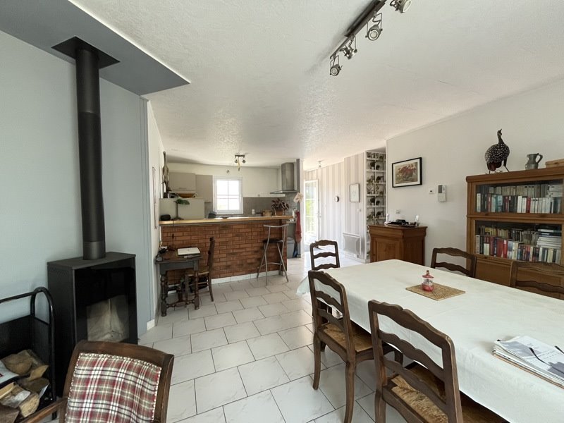Vente Maison VILLEDOUX - 6 pièces -115 m² - (17230)