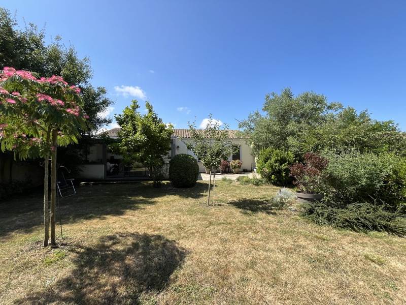 Vente Maison VILLEDOUX - 6 pièces -115 m² - (17230)